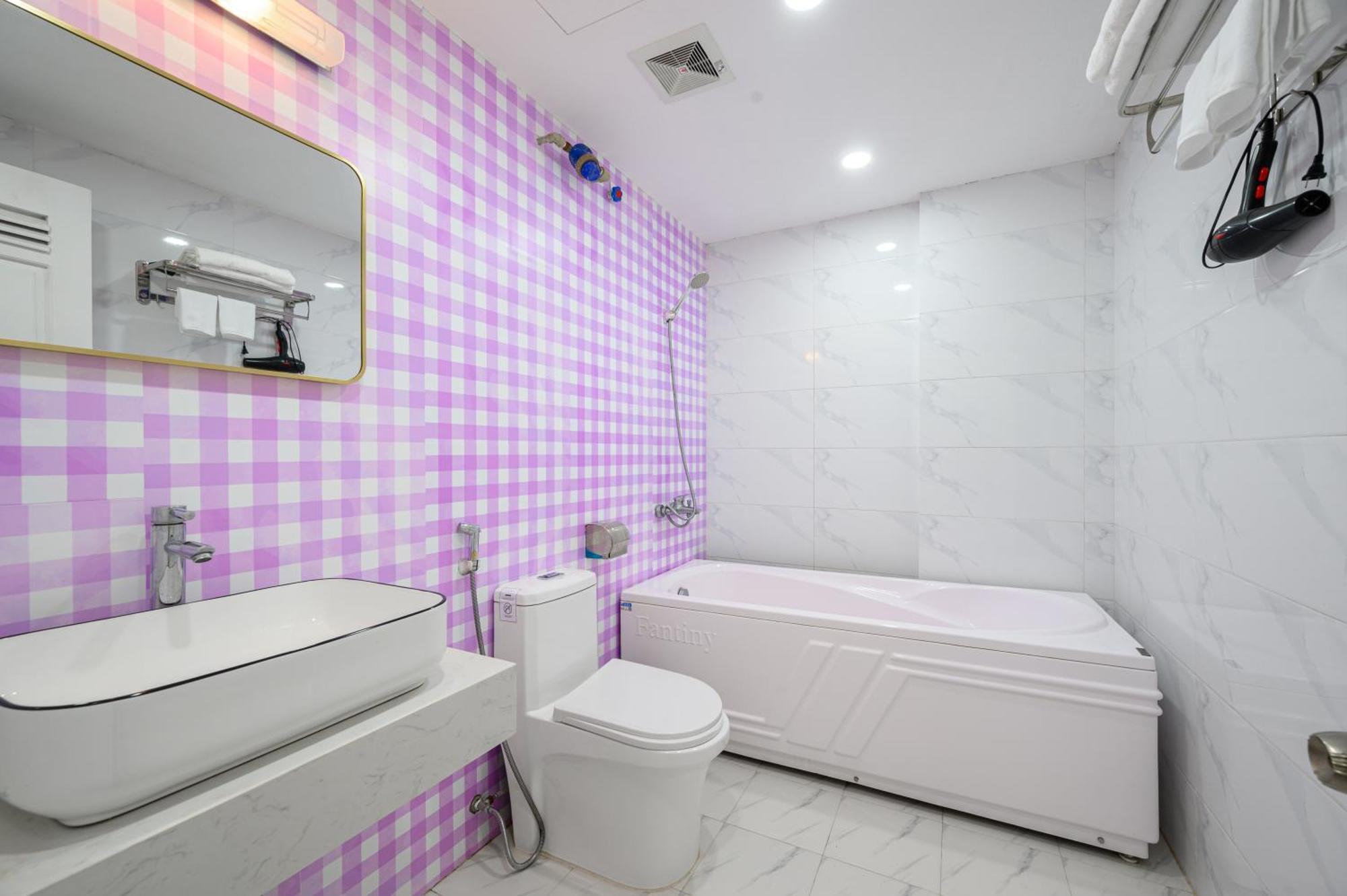 Luxe Paradise Residence 76 To Ngoc Van Ханой Экстерьер фото